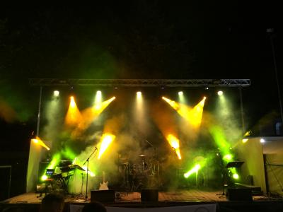 Live-8